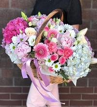 Цветочная композиция из Розы, Хризантемы, Пионы и Лизиантусы в корзине #REPLACE_PRED# Захарово